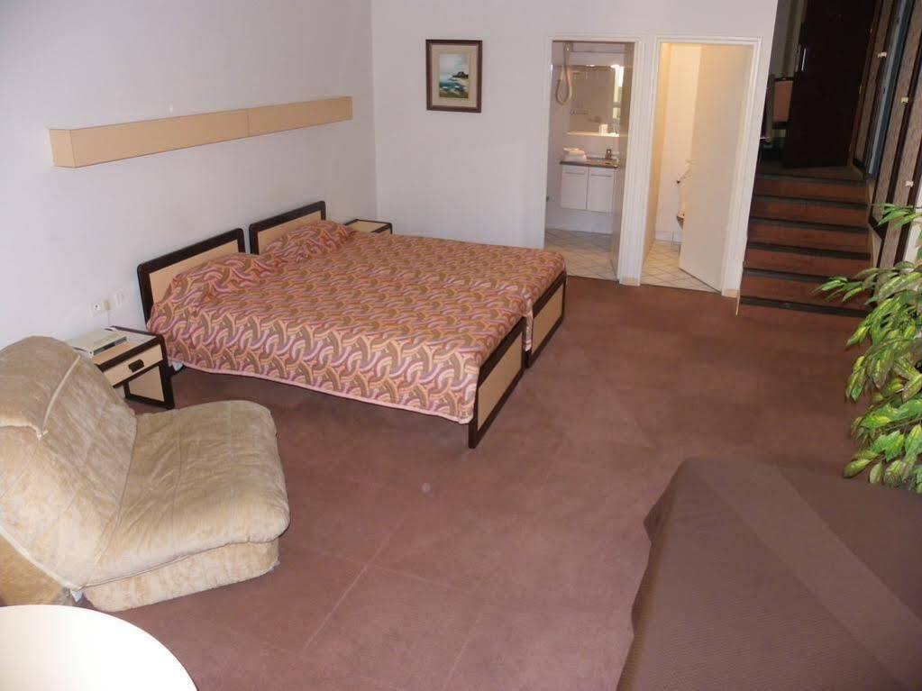 Hotel Moderne Виши Экстерьер фото
